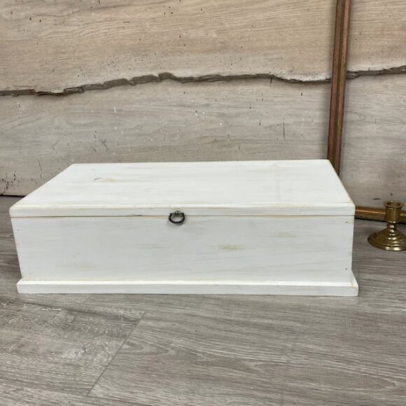 Small unique upcycled wood chest for jewelry and letters_ Home decor_farmhouse - Picture 1 of 5